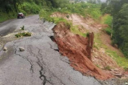 BIG NEWS: ನಿಲ್ಲದ ಮಳೆ ಆರ್ಭಟ; ಶಿರಾಡಿಘಾಟ್ ನಲ್ಲಿ ಭೂಕುಸಿತ; ವಾಹನ ಸಂಚಾರಕ್ಕೆ ಅಡ್ಡಿ