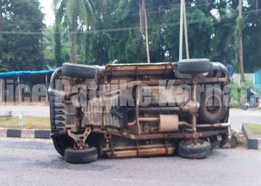 ಮುಲ್ಕಿ: ಸ್ಕಾರ್ಪಿಯೋ ಪಲ್ಟಿ ಪ್ರಯಾಣಿಕರು ಪಾರು