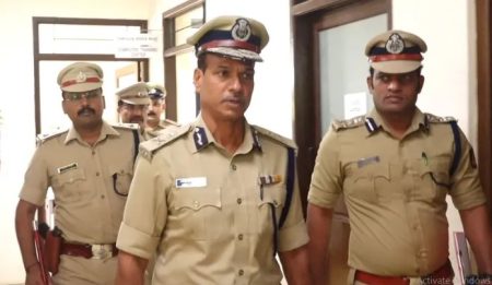 ದಕ್ಷಿಣ ಕನ್ನಡ ಜಿಲ್ಲೆಯಲ್ಲಿ ದ್ವಿಚಕ್ರ ವಾಹನದಲ್ಲಿ ಹಿಂಬದಿ ಸವಾರರಿಗೆ ಇಲ್ಲ ಅವಕಾಶ