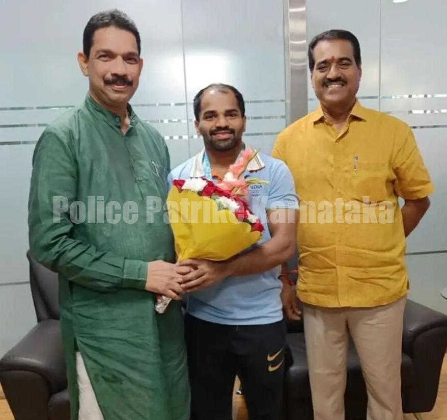 ಕಂಚಿನ ಪದಕ ಗೆದ್ದ ಗುರುರಾಜ್ ಪೂಜಾರಿಗೆ ಮಂಗಳೂರನಲ್ಲಿ ಸ್ವಾಗತ