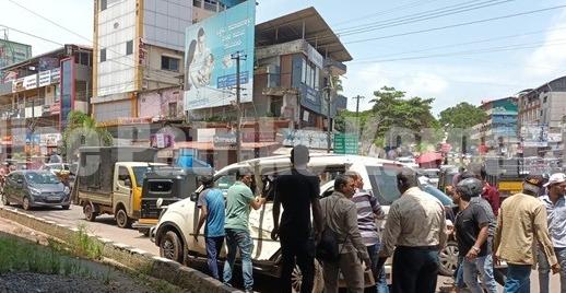 ಉಳ್ಳಾಲ: ಬ್ರೇಕ್ ಫೇಲ್ ಆಗಿ ಕಾರಿಗೆ ಗುದ್ದಿದ ಬಸ್ – ತಪ್ಪಿದ ಅನಾಹುತ