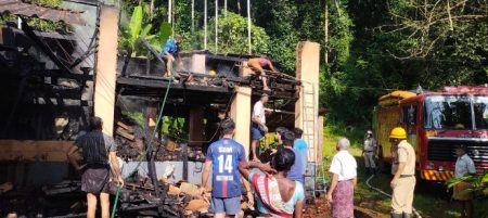 ಸುಳ್ಯ :ಸ್ಮೋಕ್ ಹೌಸ್ ಗೆ ಬೆಂಕಿ ಅಪಾರ ನಷ್ಟ