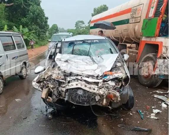 ವಿಟ್ಲ: ಕಾರು-ಟ್ಯಾಂಕರ್ ನಡುವೆ ಭೀಕರ ಅಪಘಾತ