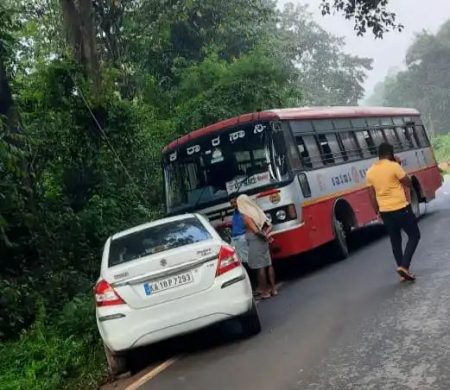 ನೆಲ್ಯಾಡಿ: ಕೆಎಸ್ಆರ್ಟಿಸಿ ಬಸ್ ಹಾಗೂ ಕಾರಿನ ಮಧ್ಯೆ ಡಿಕ್ಕಿ