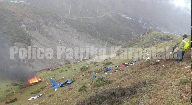 BREAKING NEWS : ಉತ್ತರಾಖಂಡದ ಕೇದಾರನಾಥ್ ಬಳಿ ಹೆಲಿಕಾಪ್ಟರ್ ಪತನ : 7 ಮಂದಿ ಸಾವು, ಸಿಎಂ ಪುಷ್ಕರ್ ಧಾಮಿ ತನಿಖೆಗೆ ಆದೇಶ