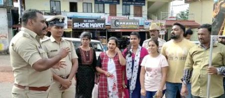 ಕಾಪು : ಹೆಚ್ಚುತ್ತಿರುವ ಅಪಘಾತ, ಪೊಲೀಸರಿಂದ ಸೂಚನಾ ಫಲಕ ಅಳವಡಿಕೆ