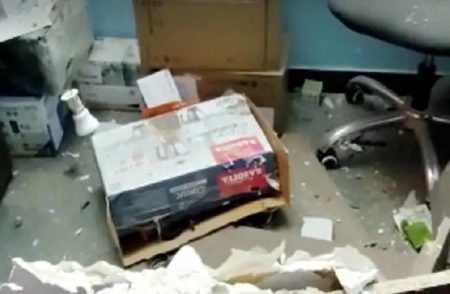 ಡಿಟಿಡಿಸಿ ಕೊರಿಯರ್ ಶಾಪ್ ನಲ್ಲಿ ಮಿಕ್ಸಿ ಸ್ಫೋಟ ಪ್ರಕರಣ; ಸುತ್ತಮುತ್ತಲಿನ ಅಂಗಡಿ ಬಂದ್ ಮಾಡಿಸಿದ ಪೊಲೀಸರು