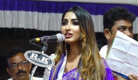 ಪುತ್ತೂರು: ಕಂಬಳದಲ್ಲಿ ಚಿತ್ರ ನಟಿ ಸಾನಿಯಾ ಅಯ್ಯರ್ ಗೆ ಮುಜುಗರ…!