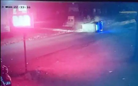 ಉಳ್ಳಾಲ: ರಿಕ್ಷಾ ಪಲ್ಟಿ; ಗಾಯಾಳುಗಳನ್ನು ಆಸ್ಪತ್ರೆಗೆ ದಾಖಲಿಸಿ ಮಾನವೀಯತೆ ಮೆರೆದ ಕೊಣಾಜೆ ಪೊಲೀಸರು