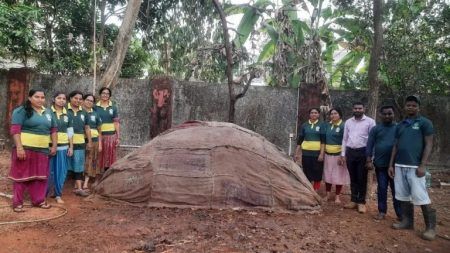 ಸ್ವಚ್ಛತೆಗೆ ಮಾದರಿಯಾದ ಉಡುಪಿ ಜಿಲ್ಲಾಧಿಕಾರಿ ವಸತಿಗೃಹ-ವಿನೂತನ ಕಾಂಪೋಸ್ಟ್ ಬೆಡ್ ನಿರ್ಮಾಣ