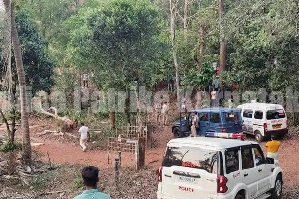 ಭಟ್ಕಳ: ಮನೆಗೆ ನುಗ್ಗಿ ನಾಲ್ವರ ಬರ್ಬರ ಹತ್ಯೆ- ರಾಜ್ಯವನ್ನೇ ಬೆಚ್ಚಿಬೀಳಿಸಿದ ಕೃತ್ಯ…!