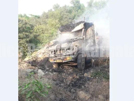 ಬಂಟ್ವಾಳ : ಒಣ ಹುಲ್ಲು ಸಾಗಾಟ ಲಾರಿ ಬೆಂಕಿಗಾಹುತಿ