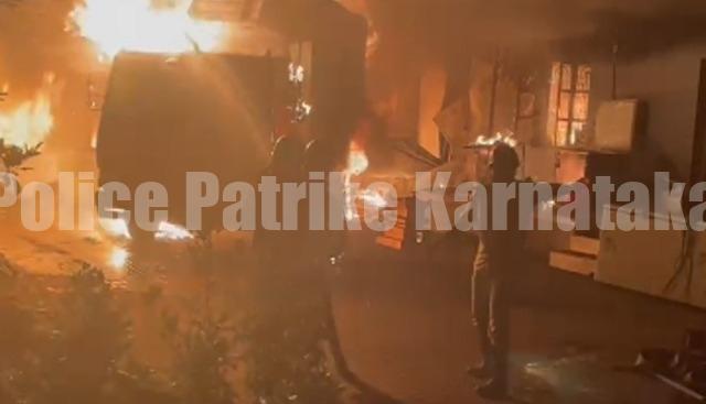 ಮಂಗಳೂರು: ಐಸ್ ಕ್ರೀಮ್ ದಾಸ್ತಾನು ಮಳಿಗೆಗೆ ಬೆಂಕಿ