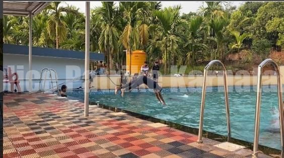 ಮಂಗಳೂರು: ಸ್ವಿಮಿಂಗ್ ಫುಲ್ ನಲ್ಲಿ ಅಪಾಯಕಾರಿ ಸ್ಟಂಟ್ : ಸ್ಥಳೀಯರ ಅಕ್ರೋಶ