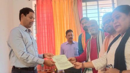 ಬೇನಾಮಿ ಆಸ್ತಿ ಗಳಿಕೆ- ಸುನಿಲ್ ಕುಮಾರ್ ವಿರುದ್ಧ ಲೋಕಾಯುಕ್ತಕ್ಕೆ ಮುತಾಲಿಕ್ ದೂರು