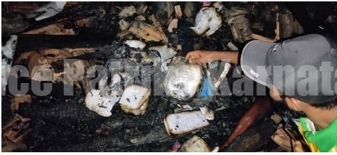 ಕೊಣಾಜೆ: ಮನೆಗೆ ಆಕಸ್ಮಿಕ ಬೆಂಕಿ, ಮನೆ ಸಂಪೂರ್ಣ ಬೆಂಕಿಗಾಹುತಿ
