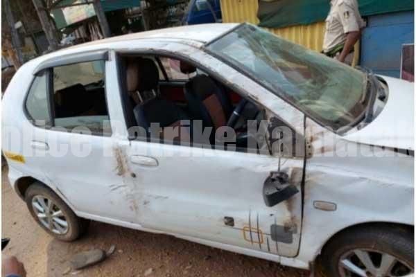 ಬಂಟ್ವಾಳ: ವಿದ್ಯುತ್ ಕಂಬಕ್ಕೆ ಕಾರು ಢಿಕ್ಕಿಯಾಗಿ ಪಲ್ಟಿ – ಪ್ರಯಾಣಿಕರಿಗೆ ಗಾಯ