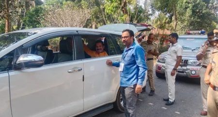 ಚಾರ್ಮಾಡಿ: ಬಿಜೆಪಿ ರಾಜ್ಯಾಧ್ಯಕ್ಷ ನಳಿನ್ ಕುಮಾರ್ ಕಾರು ಪರಿಶೀಲನೆ