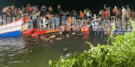 ಕೇರಳದಲ್ಲಿ ಹೌಸ್ಬೋಟ್ ಮುಳುಗಿ 21 ಮಂದಿ ದಾರುಣ ಸಾವು