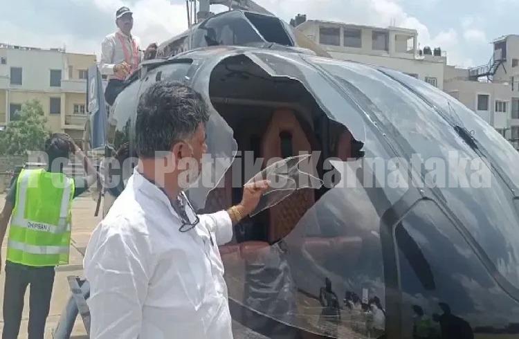 ಡಿಕೆಶಿ ತೆರಳುತ್ತಿದ್ದ ಹೆಲಿಕಾಪ್ಟರ್ಗೆ ಬಡಿದ ರಣಹದ್ದು : ತುರ್ತು ಭೂಸ್ಪರ್ಶ