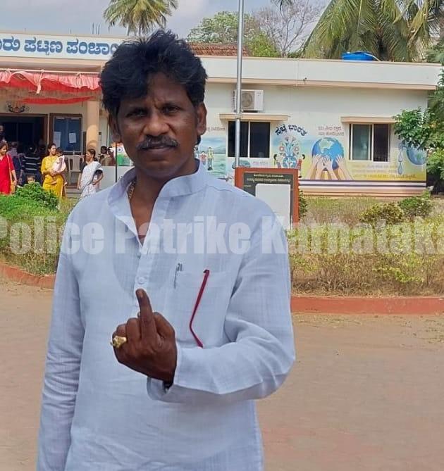 ತುಳುನಾಡ ರಕ್ಷಣಾ ವೇದಿಕೆ ಸ್ಥಾಪಕ ಅದ್ಯಕ್ಷ ಯೋಗಿಶ್ ಶೆಟ್ಟಿ ಜಪ್ಪು ಮತದಾನ