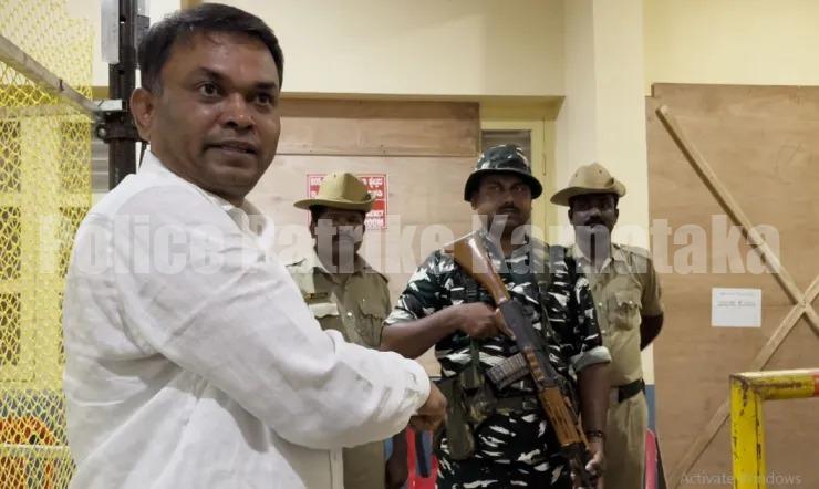 ಸುರತ್ಕಲ್: ಸ್ಟ್ರಾಂಗ್ ರೂಂ ಬೀಗದ ಕೀಯನ್ನು ಕಳೆದು ಹಾಕಿದ ಅಧಿಕಾರಿಗಳು