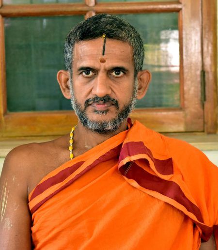 ಮತಾಂತರ – ಗೋಹತ್ಯೆ ನಿಷೇಧ ಹಿಂಪಡೆಯುವುದಕ್ಕೆ ಪೇಜಾವರ ಶ್ರೀಗಳ ವಿರೋಧ