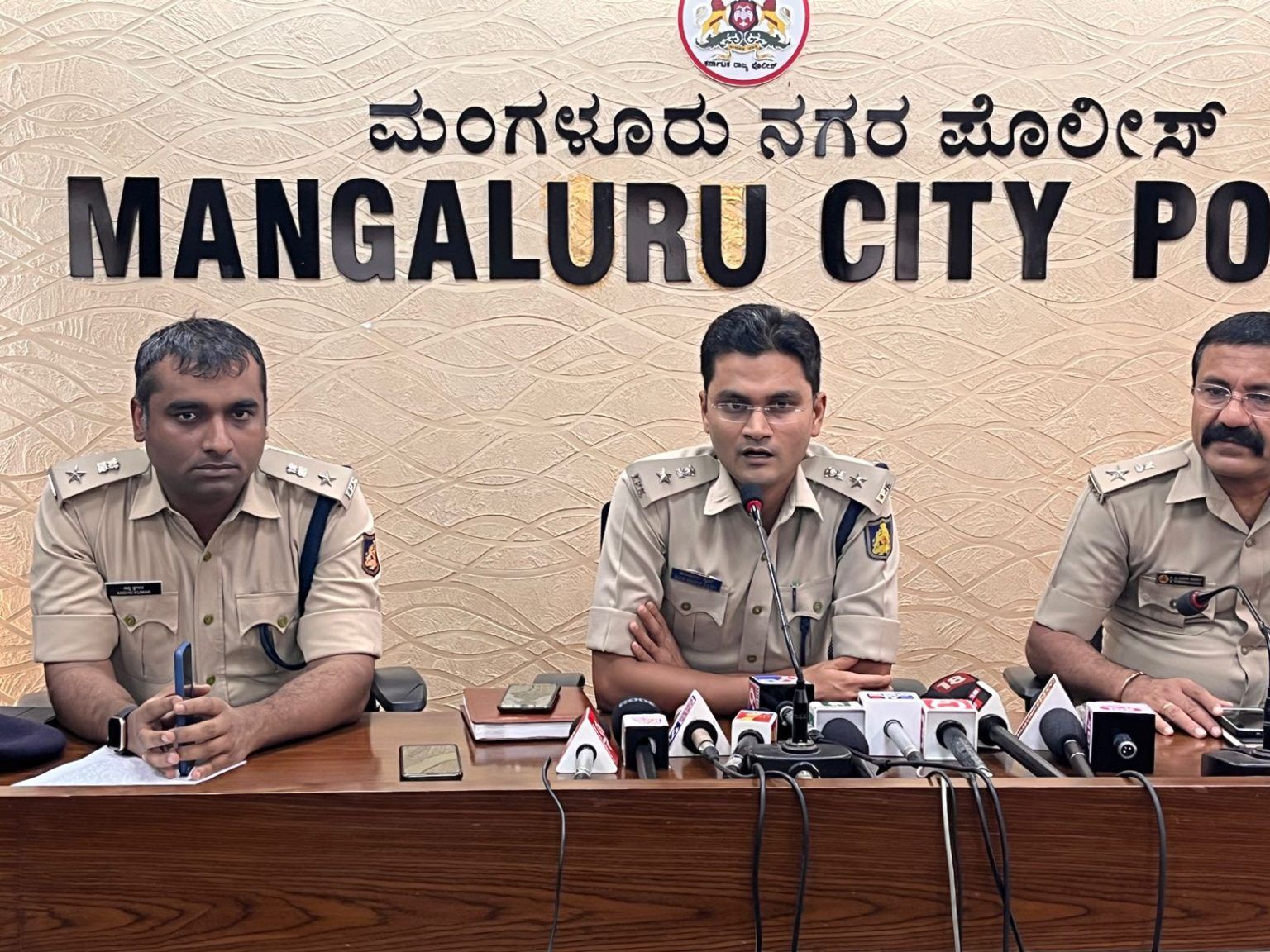 ವಾಹನ ದಟ್ಟಣೆ ಪ್ರದೇಶದಲ್ಲಿ ಟ್ರಾಫಿಕ್ ಪೊಲೀಸರು ಬೆಳಗ್ಗೆ-ಸಂಜೆ ಜಂಕ್ಷನ್ಗಳಲ್ಲಿ ಕರ್ತವ್ಯ ಕಡ್ಡಾಯ- ಕಮಿಷನರ್