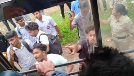 ಚಾರ್ಮಾಡಿ ಯುವಕರಿಂದ ಸರಕಾರಿ ಬಸ್ ನಿಲ್ಲಿಸಿ ಗಲಾಟೆ ಪ್ರಕರಣ : ಧರ್ಮಸ್ಥಳ ಪೊಲೀಸ್ ಠಾಣೆಯಲ್ಲಿ ಪ್ರಕರಣ ದಾಖಲು