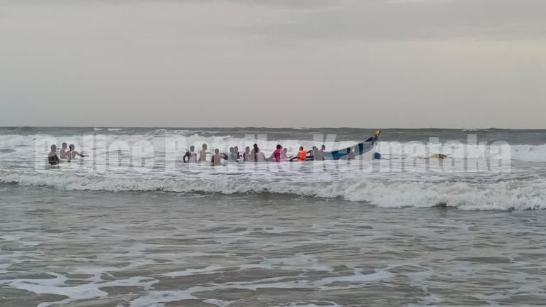 ಮೀನುಗಾರಿಕಾ ದೋಣಿ ಮುಳುಗಡೆ- ಓರ್ವ ಮೃತ್ಯು, ಮತ್ತೋರ್ವ ಗಂಭೀರ