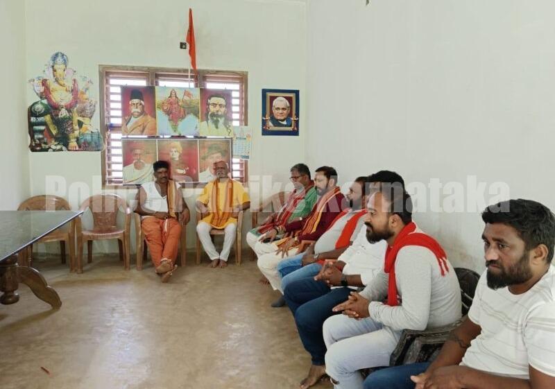 ಸೌಜನ್ಯ ಕುಟುಂಬ ಹಾಗೂ ಮಹೇಶ್ ಶೆಟ್ಟಿ ಮನೆಗೆ ಪ್ರಮೋದ್ ಮುತಾಲಿಕ್ ಭೇಟಿ, ಹೋರಾಟ ಇನ್ನಷ್ಟು ಪ್ರಬಲ ಸಾಧ್ಯತೆ