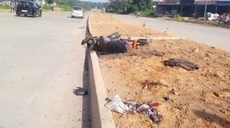 ಬೈಕ್, ಕಾರು ಢಿಕ್ಕಿ- ತಾ.ಪಂ.ಮಾಜಿ ಸದಸ್ಯ ಆಸ್ಪತ್ರೆಗೆ ದಾಖಲು..!