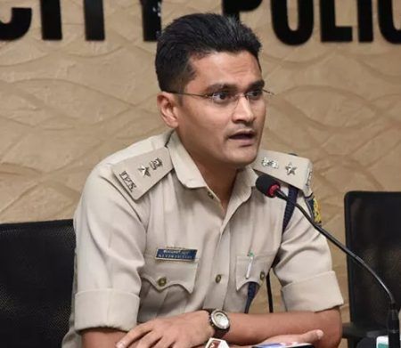 ಮಂಗಳೂರು: ಖಾಸಗಿ ಬಸ್ಗೆ ಡೋರ್ ಕಡ್ಡಾಯ-ಕಮಿಷನರ್ ಆದೇಶ