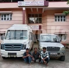 ಮಂಗಳೂರು : ಪಾರ್ಕ್ ಮಾಡಿದ್ದ ಟೆಂಪೊ ಟ್ರ್ಯಾವೆಲರ್ ಎಗರಿಸಿದ್ದ ಖದೀಮರು ಅರೆಸ್ಟ್..!