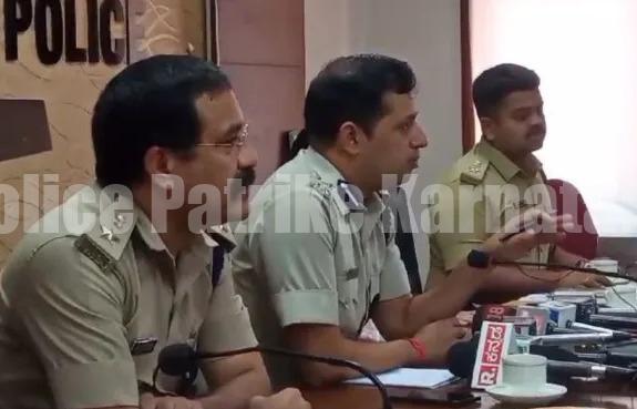 ಸಿಟಿ ಬಸ್ ಗಳ ಅಟಾಟೋಪಗಳಿಗೆ ಕಡಿವಾಣ ಹಾಕಲು ಬಸ್ ಮಾಲಕರೊಂದಿಗೆ ಪೊಲೀಸ್ ಕಮಿಷನರ್ ಅನುಪಮ್ ಅಗರ್ ವಾಲ್ ಸಭೆ