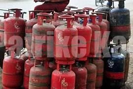 BREAKING: ಕೇಂದ್ರ ಸರ್ಕಾರದಿಂದ ಉಜ್ವಲ್ ಯೋಜನೆ LPG ಸಿಲಿಂಡರ್ ಸಬ್ಸಿಡಿ ರೂ.200 ರಿಂದ 300ಕ್ಕೆ ಹೆಚ್ಚಳ |
