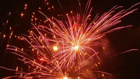 ‘ಪಟಾಕಿ ದುರಂತ’ದ ಬೆನ್ನಲ್ಲೇ ರಾಜ್ಯ ಸರ್ಕಾರದಿಂದ ಮಹತ್ವದ ಕ್ರಮ : ಈ ನಿಯಮಗಳ ಪಾಲನೆ ಕಡ್ಡಾಯ