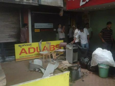 ಪುತ್ತೂರು : ಸಿಡಿಲು ಬಡಿದು ಸುಟ್ಟು ಭಸ್ಮವಾದ ಫೋಟೋ ಸ್ಟುಡಿಯೋ..!