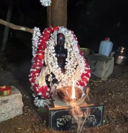 ಸೌಜನ್ಯಳ 28 ಹುಟ್ಟುಹಬ್ಬ : ಸಮಾಧಿ ಬಳಿ ಮೂರ್ತಿ ಪ್ರತಿಷ್ಠಾಪನೆ