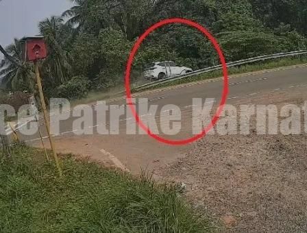 ಮಂಗಳೂರು: ಅತಿವೇಗದ ಚಾಲನೆ, ಕಾರು ಹೊಂಡಕ್ಕೆ – ಚಾಲಕನಿಗೆ 3 ಸಾವಿರ ದಂಡ ವಿಧಿಸಿದ ಪೊಲೀಸರು