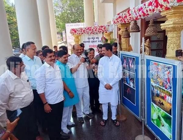ದ.ಕ ಕಾರ್ಯನಿರತ ಪತ್ರಕರ್ತರ ಸಂಘದ 4ನೇ ಜಿಲ್ಲಾ ಸಮ್ಮೇಳನ-ಛಾಯಾಚಿತ್ರ ಪ್ರದರ್ಶನ ಉದ್ಘಾಟನೆ