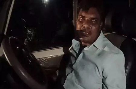 ಸುಳ್ಯ : ಮದ್ಯ ಸೇವಿಸಿ ಅಡ್ಡಾದಿಡ್ಡಿ ವಾಹನ ಚಲಾವಣೆ-ಎಪಿಎಂಸಿ ಕಾರ್ಯದರ್ಶಿ ಅಮಾನತು