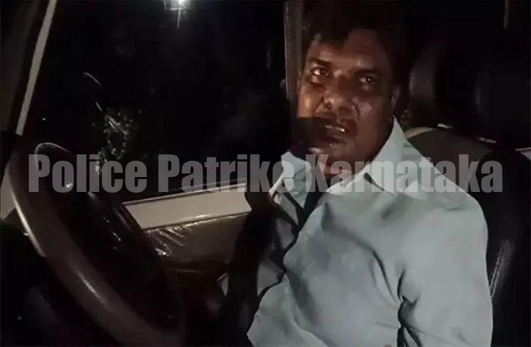 ಸುಳ್ಯ : ಮದ್ಯ ಸೇವಿಸಿ ಅಡ್ಡಾದಿಡ್ಡಿ ವಾಹನ ಚಲಾವಣೆ-ಎಪಿಎಂಸಿ ಕಾರ್ಯದರ್ಶಿ ಅಮಾನತು