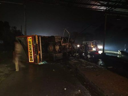 ಸುರತ್ಕಲ್: ಟೋಲ್ ಗೇಟ್ ಗೆ ಗುದ್ದಿ ಟ್ರಕ್ ಅಪಘಾತ – ಓರ್ವ ಗಾಯ