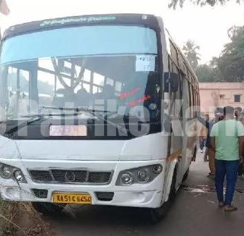 ಮಂಗಳೂರು :ಬೈಕ್ ಗೆ ಬಸ್ ಡಿಕ್ಕಿ- ಸವಾರ ಮೃತ್ಯು, ಮಹಿಳೆ ಮತ್ತು ಮಗು ಅಪಾಯದಿಂದ ಪಾರು