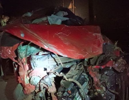 ಉಡುಪಿ : ಲೈಟ್ ಕಂಬಕ್ಕೆ ಕಾರು ಡಿಕ್ಕಿ,ಚಾಲಕ ಮೃತ್ಯು