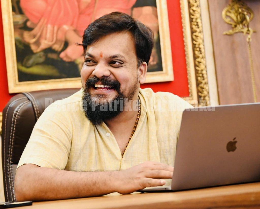 “ತುಳುನಾಡಿನ ಪ್ರವಾಸೋದ್ಯಮ ಅಭಿವೃದ್ಧಿಯ ಜೊತೆಗೆ ಧಾರ್ಮಿಕ ಕ್ಷೇತ್ರಗಳ ಅಭಿವೃದ್ಧಿಗೆ ಪ್ರಧಾನಿ ಮೋದಿಗೆ ಮನವಿ ಸಲ್ಲಿಸಿದ ಪೋಸ್ಟ್ಕಾರ್ಡ್ ಮಹೇಶ್ ವಿಕ್ರಮ್ ಹೆಗ್ಡೆ”