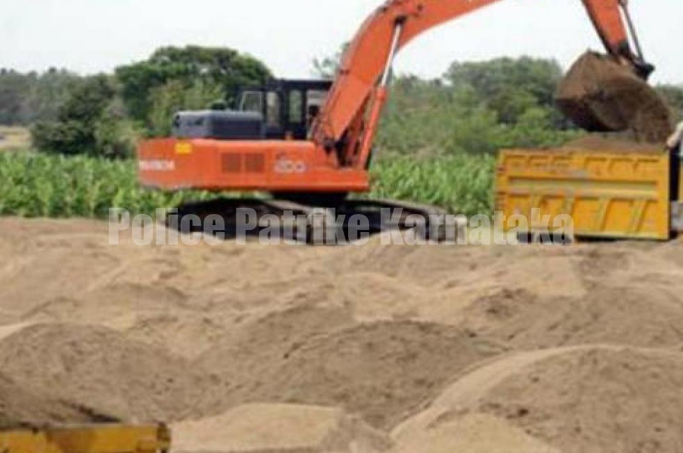 ಬಂಟ್ವಾಳ: ಅಕ್ರಮ ಮರಳು ಸಾಗಾಟ – 8 ಮಂದಿ ವಶಕ್ಕೆ, 2 ಟಿಪ್ಪರ್, ಮರಳು ಜಪ್ತಿ