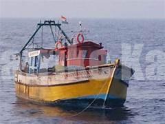 ಮಂಗಳೂರು: ಕರ್ನಾಟಕಕ್ಕೆ ಸೇರಿದ ಬೋಟ್ ವಶಕ್ಕೆ ಪಡೆದ ಕೇರಳ ಕರಾವಳಿ ಪೊಲೀಸರು ; 3 ಬೋಟ್ಗಳಿಗೆ 7.5 ಲಕ್ಷ ರೂ. ದಂಡ