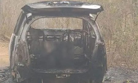 ಕಾರಿಗೆ ಬೆಂಕಿ ಹಚ್ಚಿ ಯುವಕನ ಭೀಕರ ಹತ್ಯೆ..!